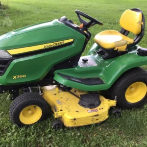 2016 JOHN DEERE X390 Garden Tractor