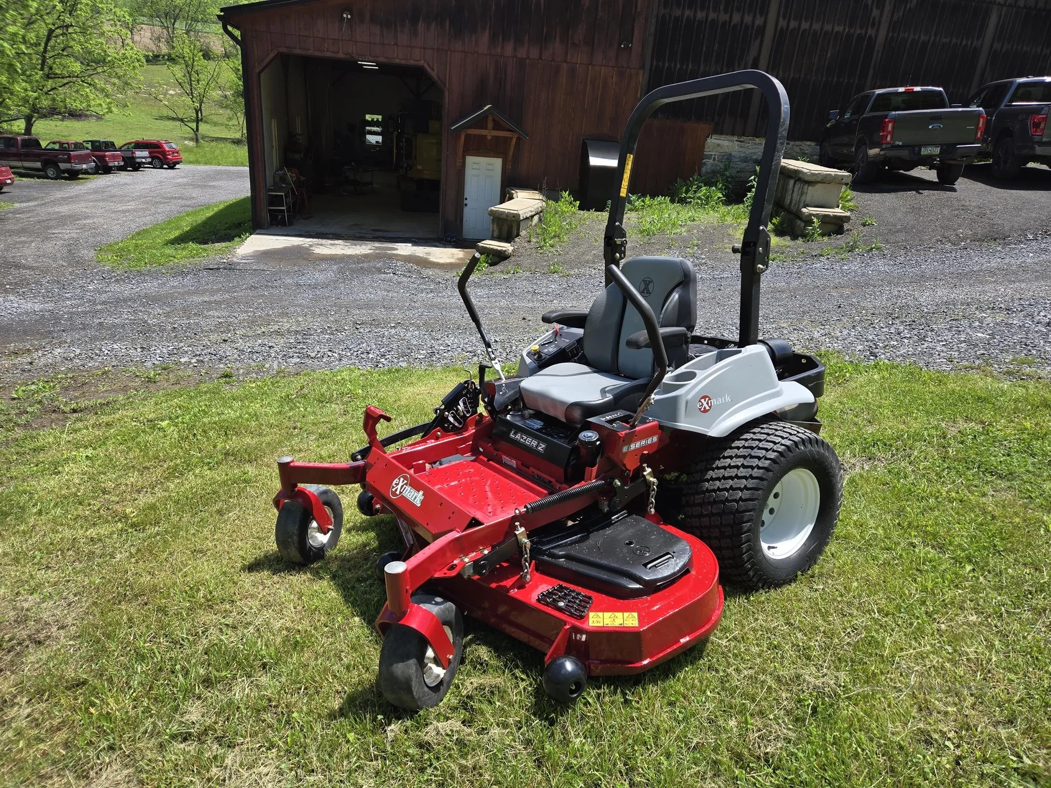 2020 EXMARK LZE740EKC60400 – Zero Turn Mower