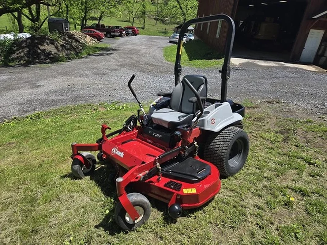 2021 EXMARK LZE740EKC60400 – Zero Turn Mower