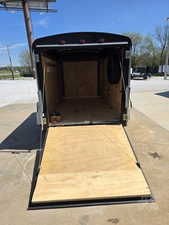 2022-interstate-trailers-8-ft-x-60-in-single-axle-cargo-trailer.webp