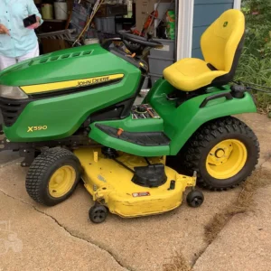 2022 JOHN DEERE X590 Garden Tractor