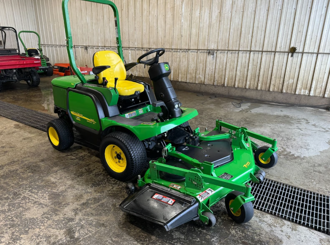 John Deere TC1445 4WD Front Runner Mower
